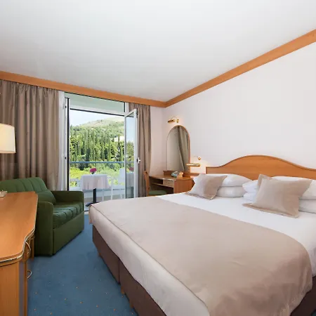 Otel Maistra Select Astarea 3*