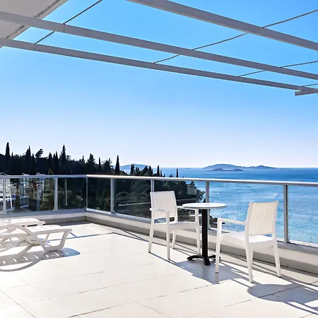 Otel Maistra Select Astarea Mlini