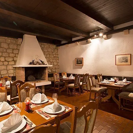 Otel Maistra Select Astarea Mlini