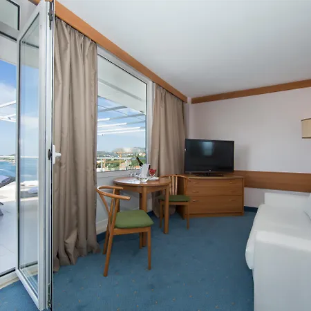 Maistra Select Astarea Mlini