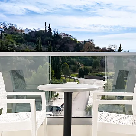 Maistra Select Astarea 3*