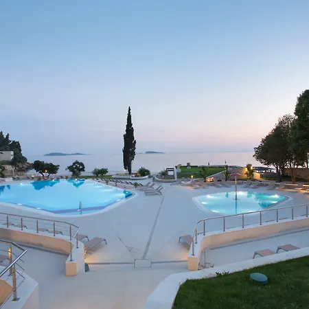 Maistra Select Astarea Hotel 3*