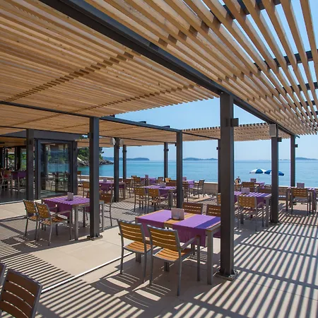 Maistra Select Astarea 3*