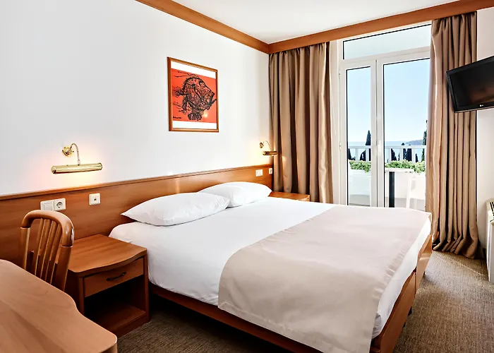 Maistra Select Astarea