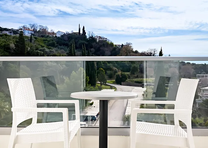 Maistra Select Astarea 3*