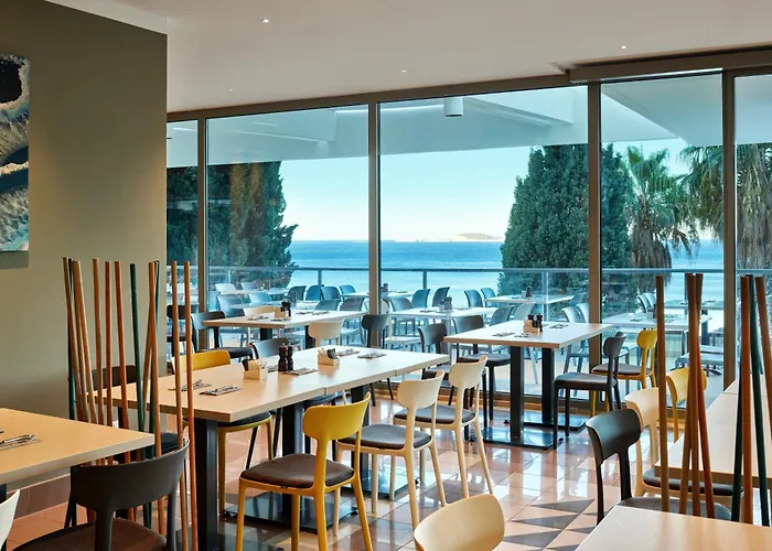 Maistra Select Astarea 3*