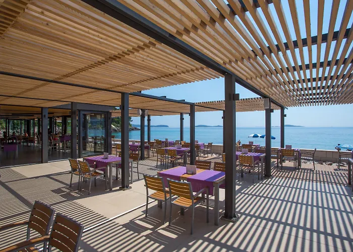 Maistra Select Astarea 3*