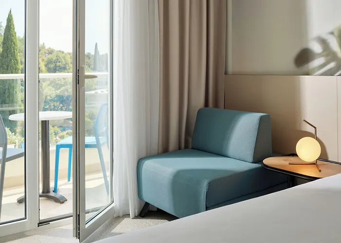 Maistra Select Astarea 3*