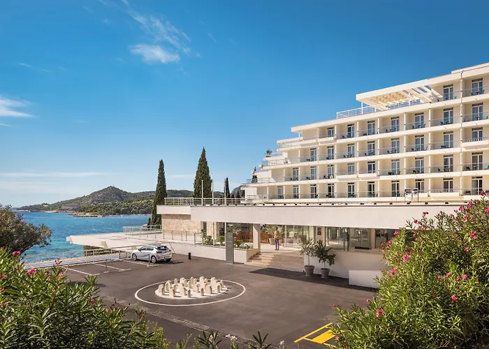 Maistra Select Astarea