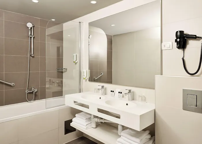 Maistra Select Astarea 3*